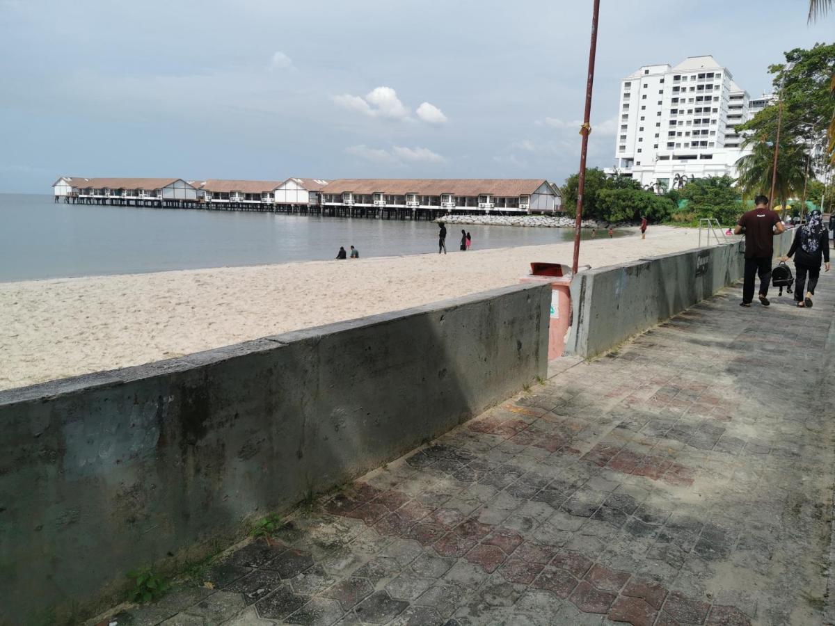 Beach View Private Apartment Port Dickson Extérieur photo